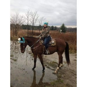 Meet your Posher, Ashley